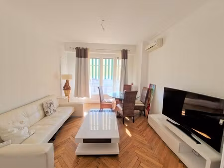 location appartement 2 pièces 49m² nice 06000