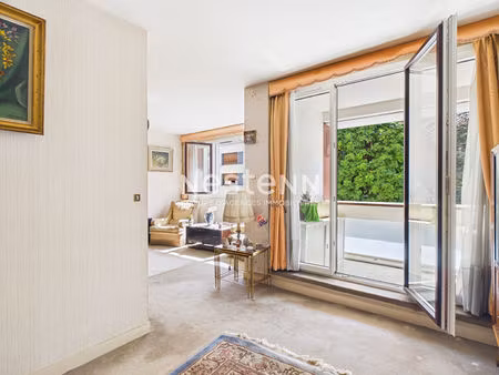 appartement 4 pièces avec loggia à paris 19