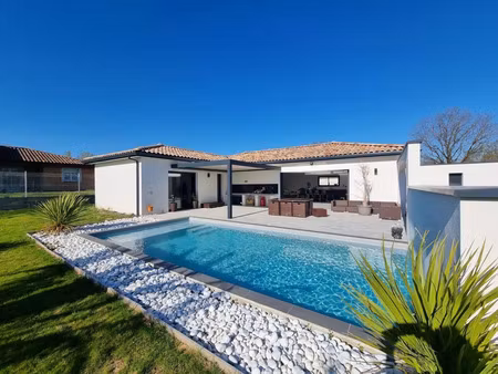 vente maison 4 pièces 132 m² villariès (31380)