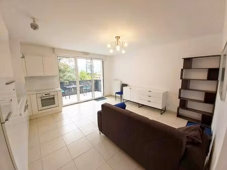 location appartement 2 pièces 43m² corenc 38700