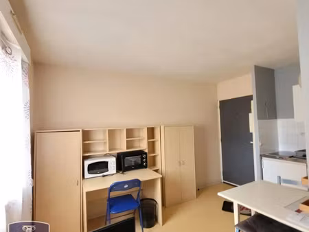 appartement à louer pièce 17.63 m² - arras (62) - 355€