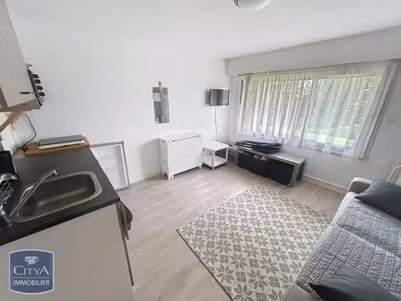appartement à louer 1 pièce 17.51 m² - auray (56) - 383€