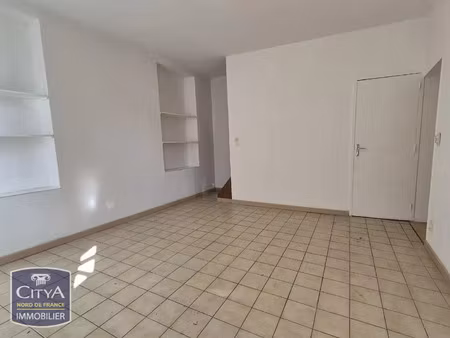 maison à louer 2 pièces 45.27 m² - avesnes-sur-helpe (59) - 500€