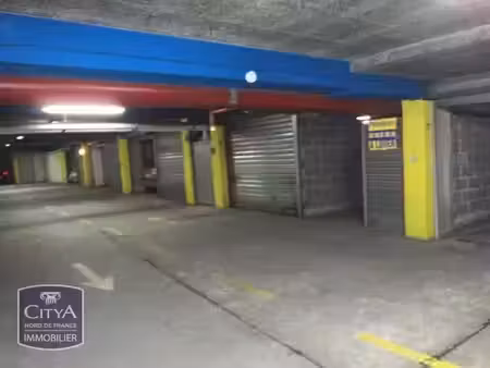 parking à louer 11 m² - lille (59) - 111€