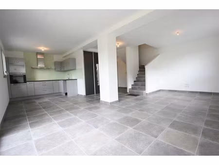 location maison 5 pièces 96m² metz tessy 74370