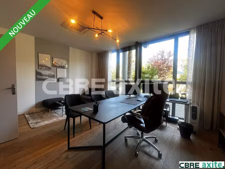 location local professionnel 170m² bourgoin jallieu 38300