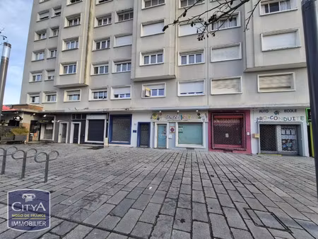 local professionnel à louer 46.96 m² - maubeuge (59) - 950€