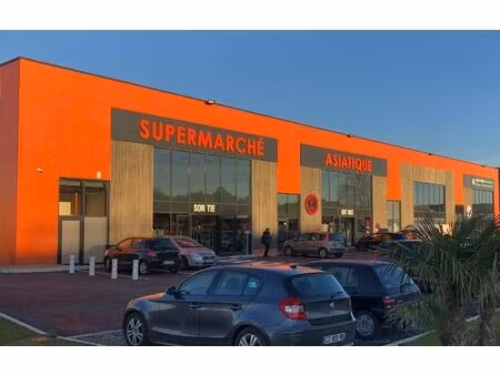 location local commercial 1 111m² st quentin fallavier 38070