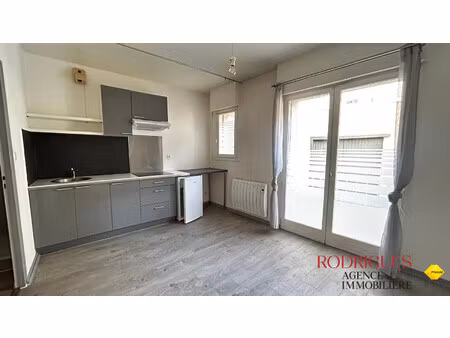 location appartement 2 pièces 25m² poitiers 86000