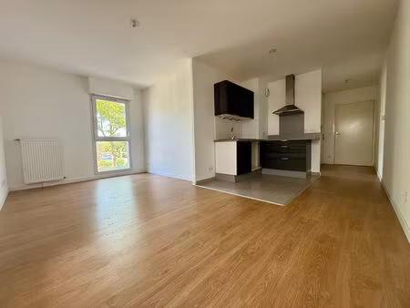 appartement 2 pièces à louer à lieusaint - exclusivité guy hoquet