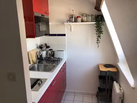 vieux lille - studio meublé rénové 27 m² emplacement premium