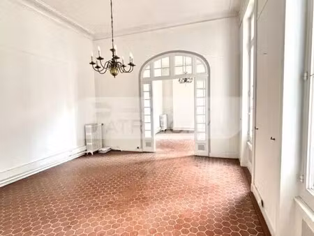 location bureaux 115 m²