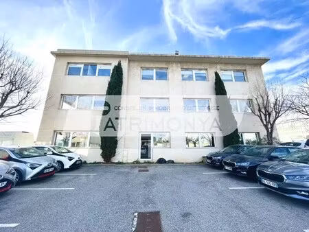 location bureaux 228 m²