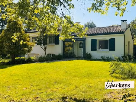 propriété avec piscine  dépendance et terrain constructible de 3 000 m² : un potentiel exc