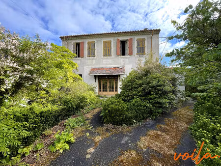 réf 'intattendu 4' - carcassonne est 10 min . - maison de maître avec jardin - dépendances