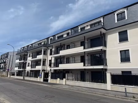 noisy le grand 2 pièces avec parking