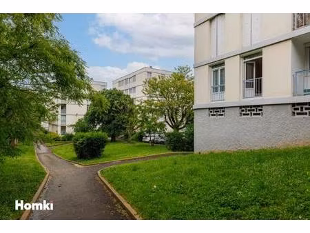 opportunité – t3 bis de 78 m2 avec balcon – vénissieux les marronniers