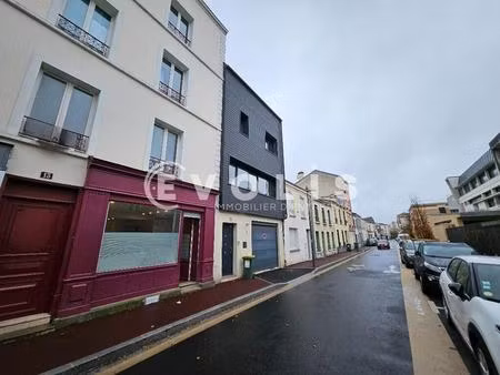 location bureaux 90 m²
