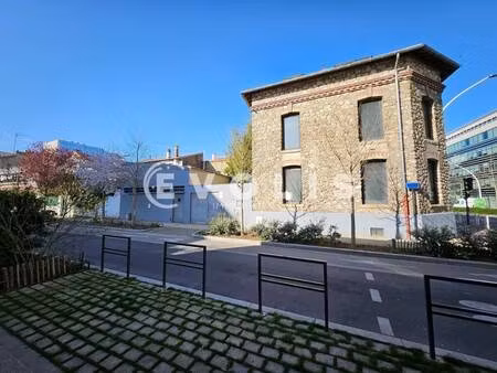 vente bureaux 78 m² à 432 m²
