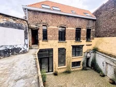 loft à vendre +/-160m² à aménager pour habitation et atelier