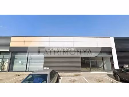 location commerce bagnols sur ceze 30200 661m²
