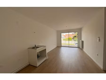 location appartement  40.75 m² t-2 à berck  680 €