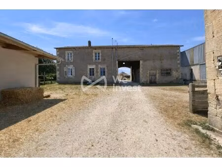 en vente ferme 160 m² – 299 000 € |nubécourt