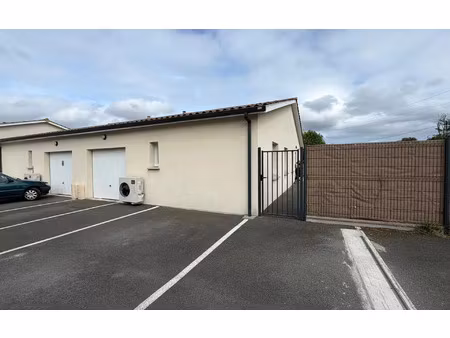 location maison  m² t-4 à léognan  1 120 €