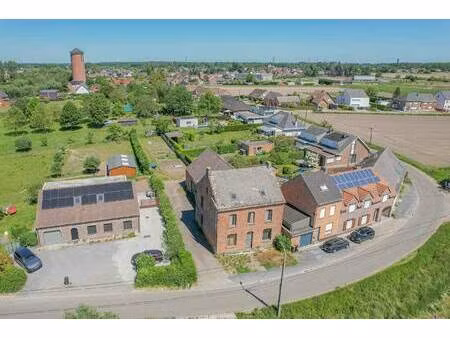 huis te koop in leest met 5 slaapkamers
