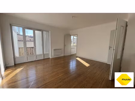 location appartement 3 pièces 76m² agen 47000
