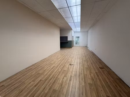 location local commercial 118m² urrugne 64122