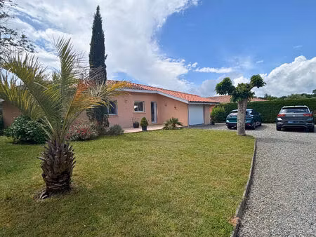 superbe villa de plain pied à saugnac et cambran