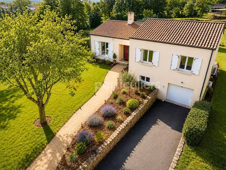 vente maison 7 pièces 154 m² à les clouzeaux (85430)  289 000 €