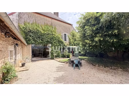 vente maison 6 pièces 151 m² à dole (39100)  270 000 €