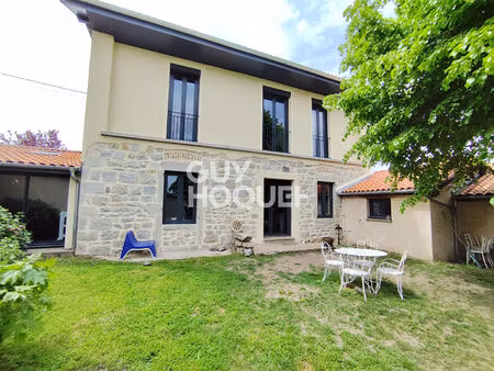 maison montbrison
