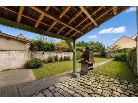 vente maison 4 pièces 104 m² à villeneuve-le-comte (77174)  299 000 €