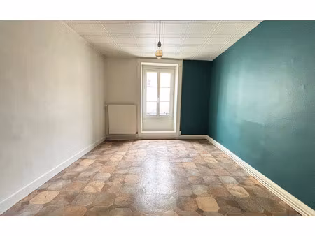 location appartement  m² t-3 à alençon  575 €