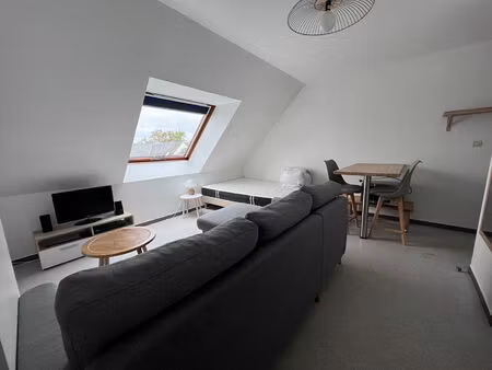 studio meublé - 20m² - parking - vannes pompidou