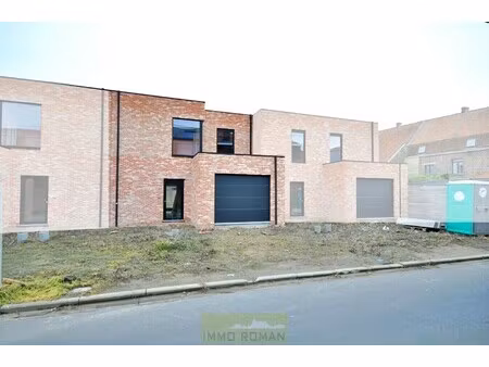 huis te koop in avelgem met 4 slaapkamers