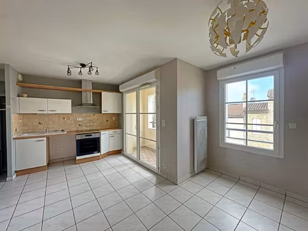 location appartement 2 pièces 37 m² à libourne (33500)