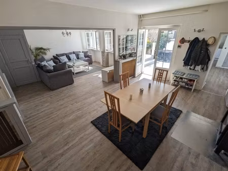 maison 8 pièces - 185 m²