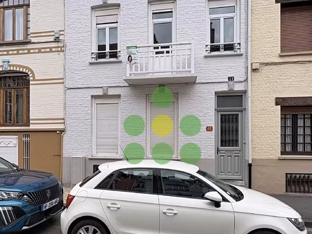 maison 6 pièces - 157 m²