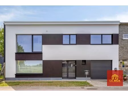 huis te koop in nieuwerkerken met 5 slaapkamers