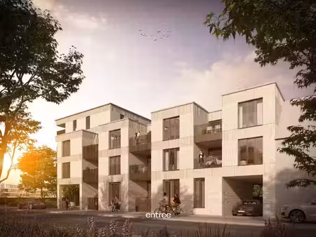 appartement te koop in zwijnaarde met 3 slaapkamers