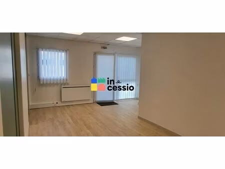 location bureaux 124 m²