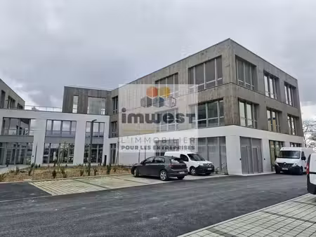 location bureaux pacé 35740 300m²