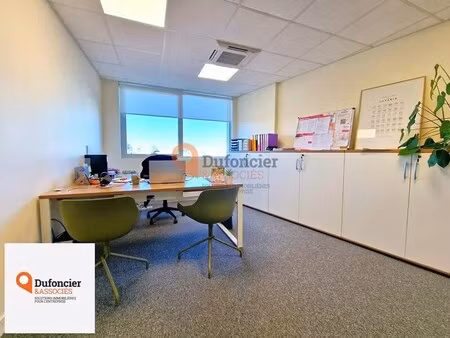 location bureaux 152 m²