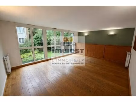location bureaux 125 m²