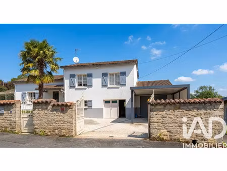 maison à verruyes (79310)