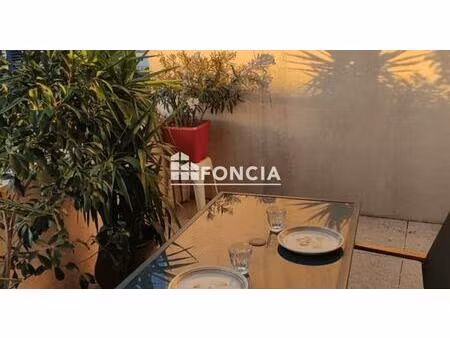 agde  appartement t2  terrasse et parking